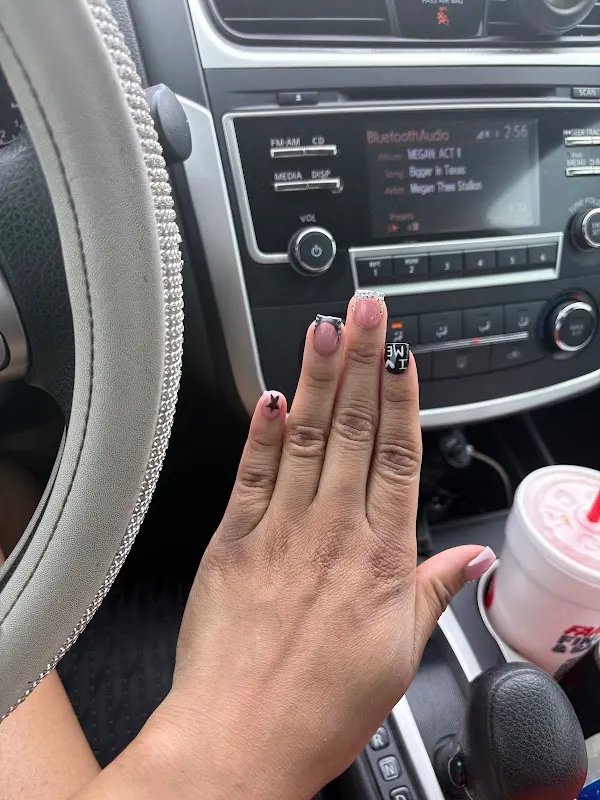 Ooh La La Salon & Spa — Nail salon in Florence